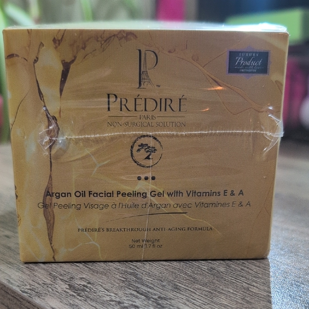 Argan Oil Facial Peeling Gel with Vitamins E & A - Gold